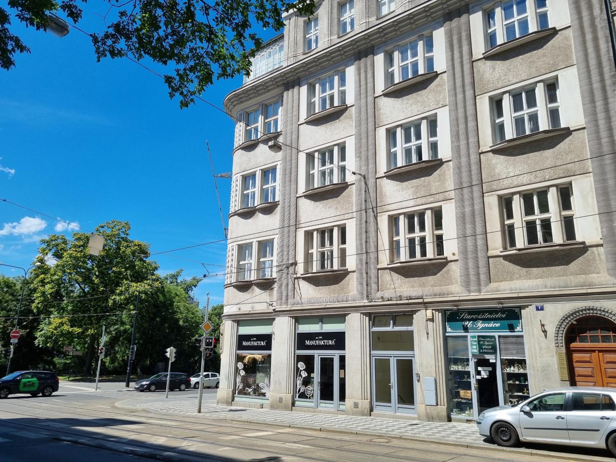 Oasis Apartments At Charles Square Prag Eksteriør billede
