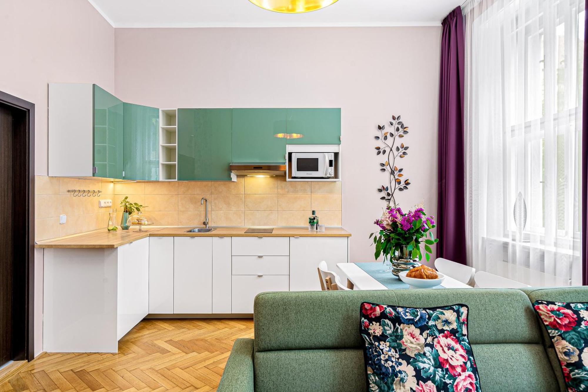 Oasis Apartments At Charles Square Prag Eksteriør billede